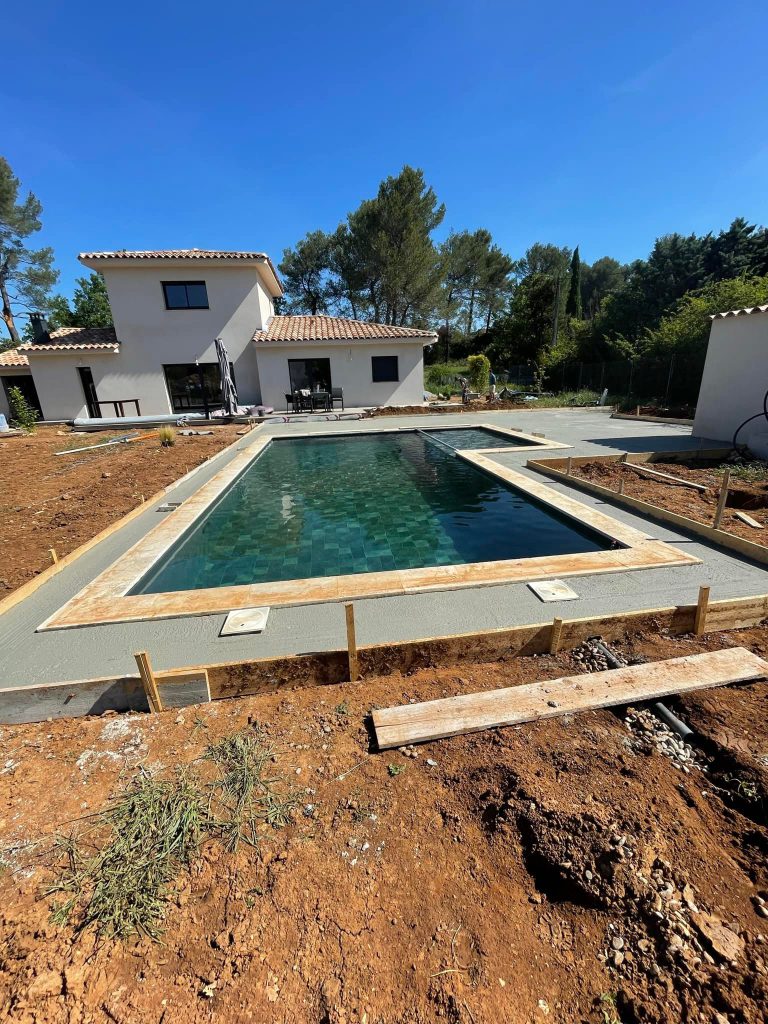 Aménagement piscine exterieure